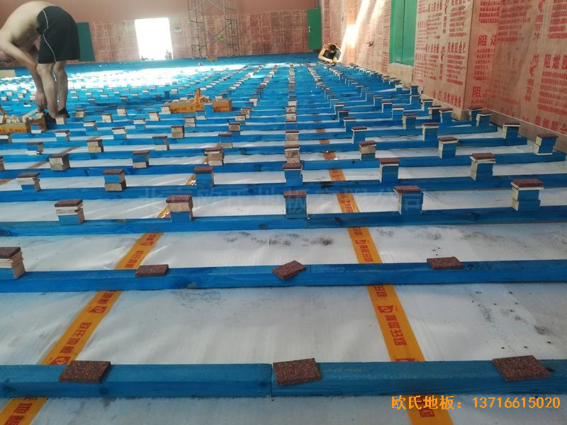 武汉华师南湖附小体育木地板铺装案例