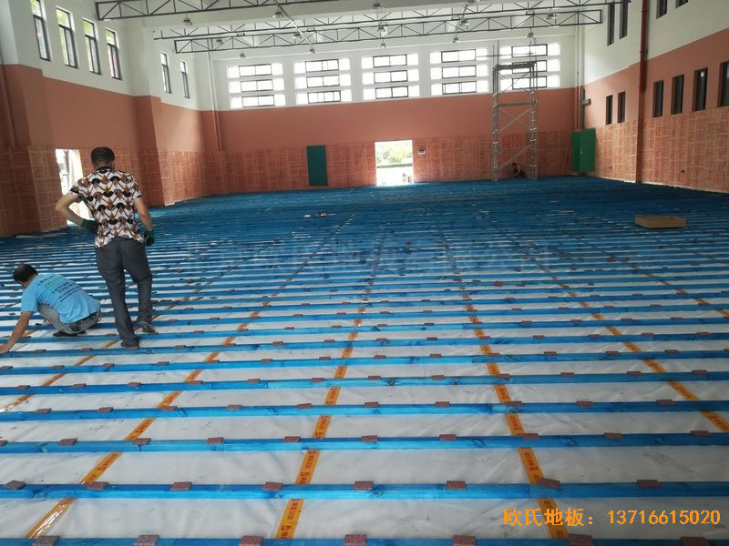 武汉华师南湖附小体育木地板铺装案例