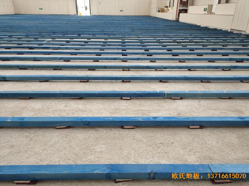 江西吉水县城南第二小学体育木地板安装案例