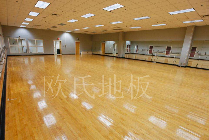 佛冈篮球木地板施工标准