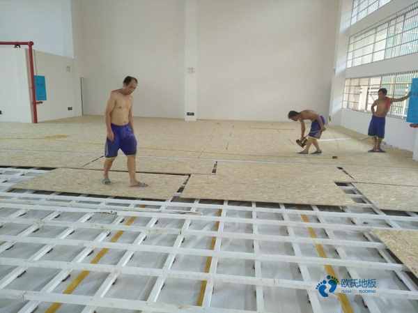 实木体育篮球木地板生产企业2
