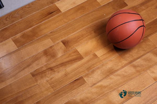 学校篮球场木地板防潮层3