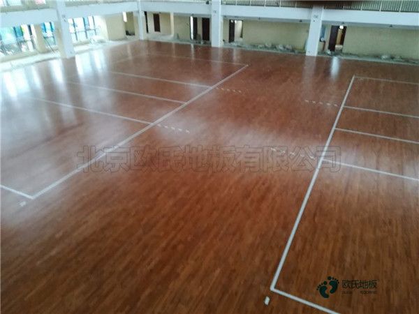 校园篮球馆地板施工方案1