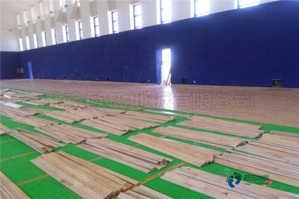 校园体育馆木地板施工步骤1