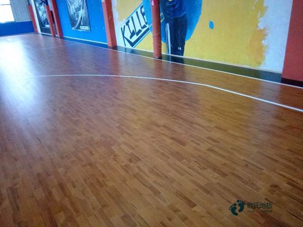 质量好运动场地板施工工艺1