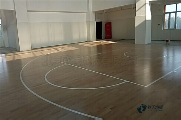校园篮球馆木地板施工单位2