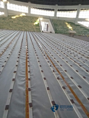 学校运动体育木地板施工工艺3