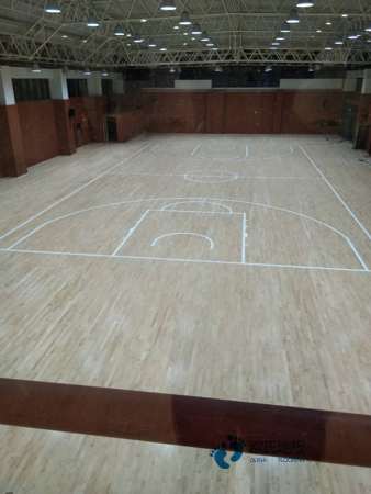 实木体育篮球木地板保养知识2