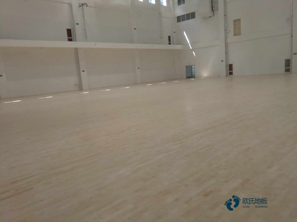 校园篮球场地板施工方案3