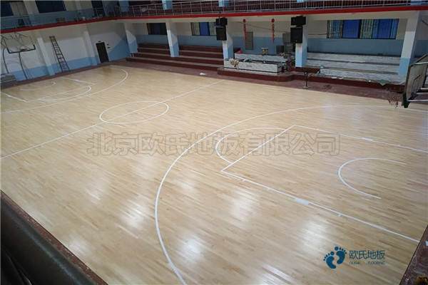 国产篮球场地板施工流程3