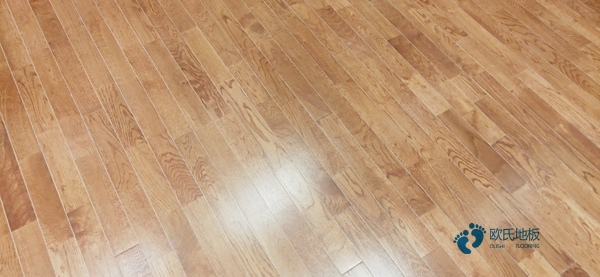 好看的篮球运动木地板清洁保养